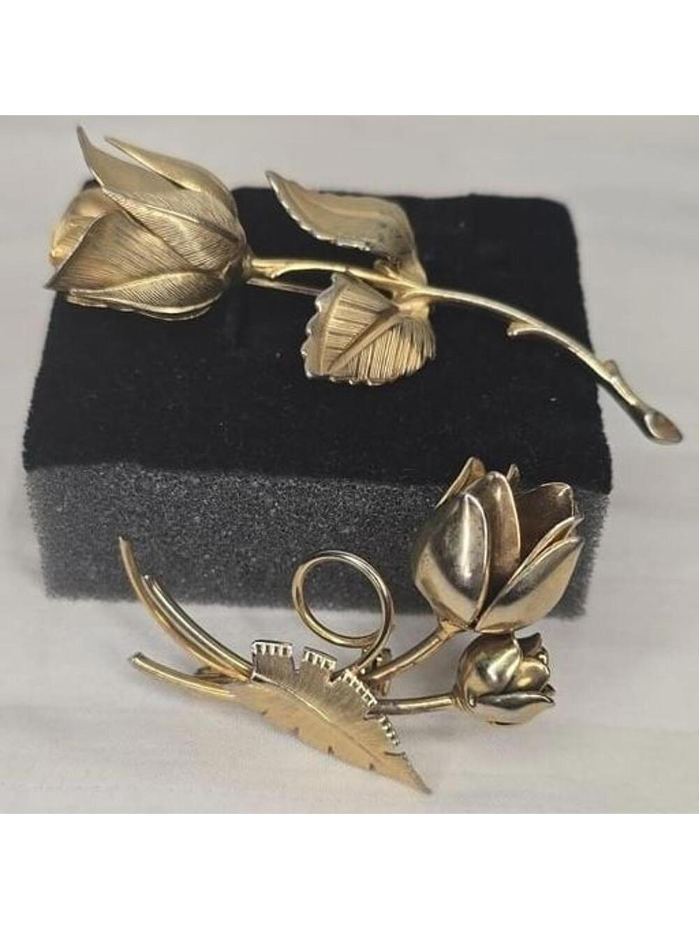 Two Vintage Signed Giovanni Gold Tone Long Stem Rose Brooch Pins